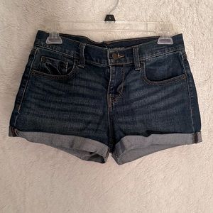 Can never have to many shorts especially with this crazy warm weather. Bundle up